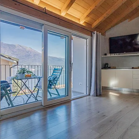 Holidays - Casa Artemio Apartment Bellano