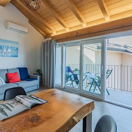 Apartament Holidays - Casa Artemio *